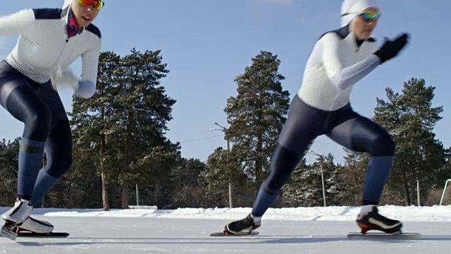 女子开始速度滑冰比赛视频下载