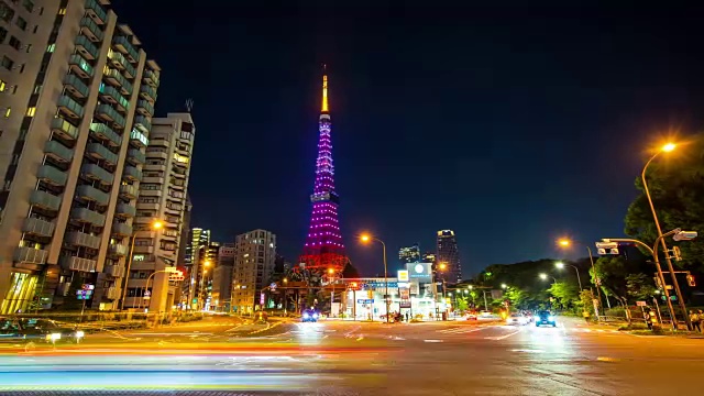 东京塔和交通夜景，东京塔的钻石面纱灯，时间流逝视频视频素材