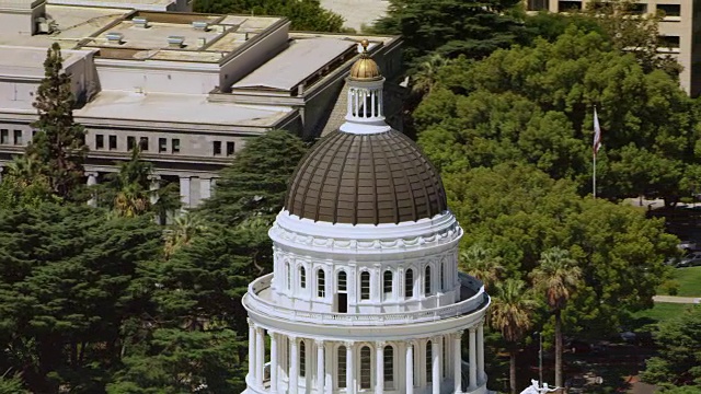 加州首府萨克拉门托的空中穹顶视频下载