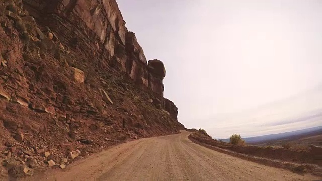 在美国的公路旅行-越野小径视频素材