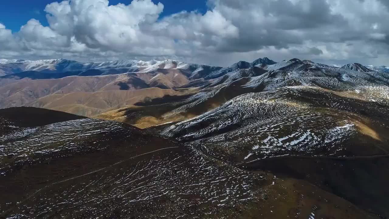 青藏高原鸟瞰图视频素材