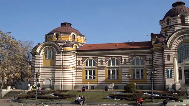 中央矿泉浴场，保加利亚索菲亚中心的一个有趣的地标视频下载