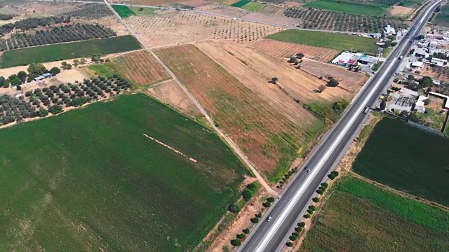 农场和高速公路视频素材