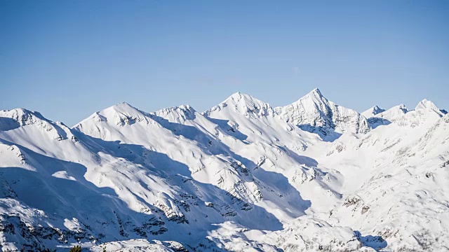 雪,滑雪场,山脉,滑雪缆车视频素材