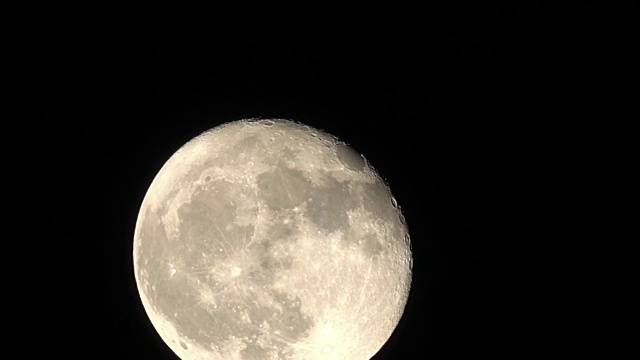 夜空月球- 04 - _03 - 1216视频下载
