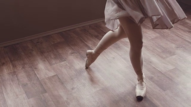 美丽的芭蕾舞蹈。视频下载
