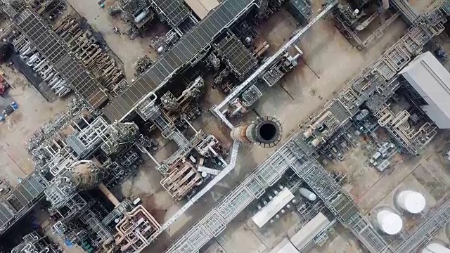 炼油厂鸟瞰图视频素材