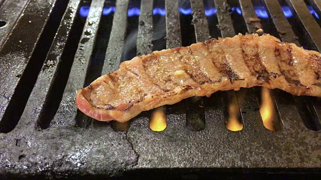 日本的烤牛肉视频下载