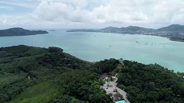 鸟瞰图无人机拍摄的热带海洋在泰国普吉岛视频素材