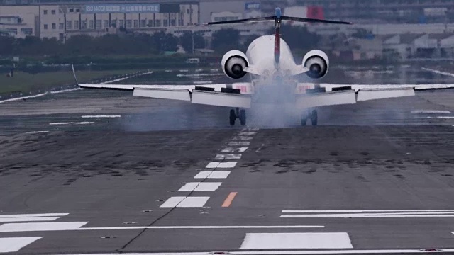 飞机及机场跑道视频素材