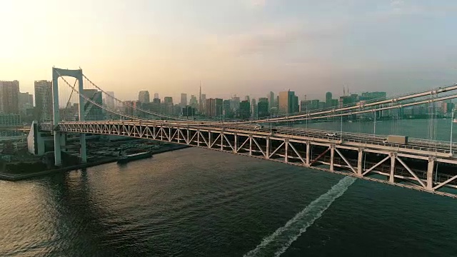 大桥夜景鸟瞰图视频下载