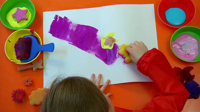 孩子绘画视频素材