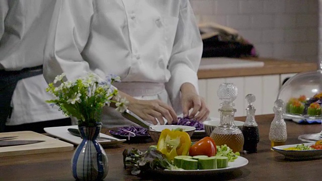 SLO莫;烹饪艺术视频素材