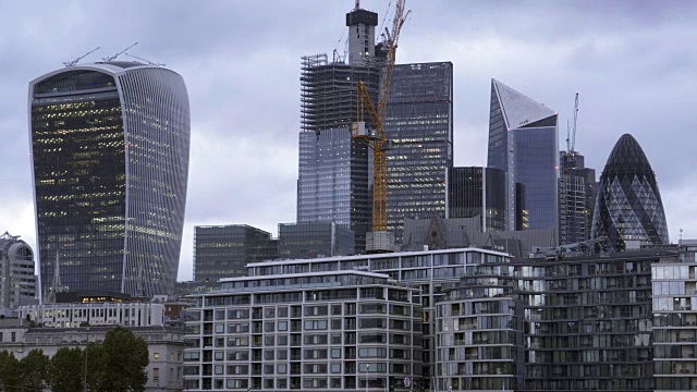 伦敦城南的摩天大楼视频素材