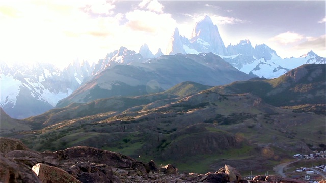 El Chalten的菲茨罗伊山(阿根廷巴塔哥尼亚)。视频素材