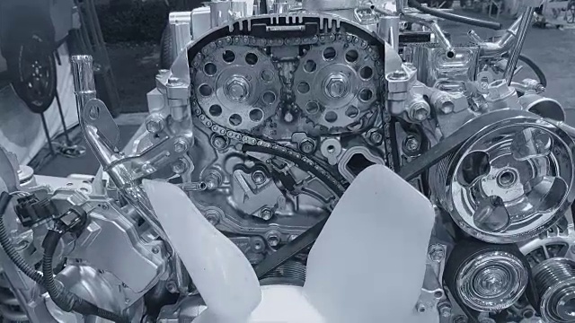 发动机碎片，汽车齿轮视频素材
