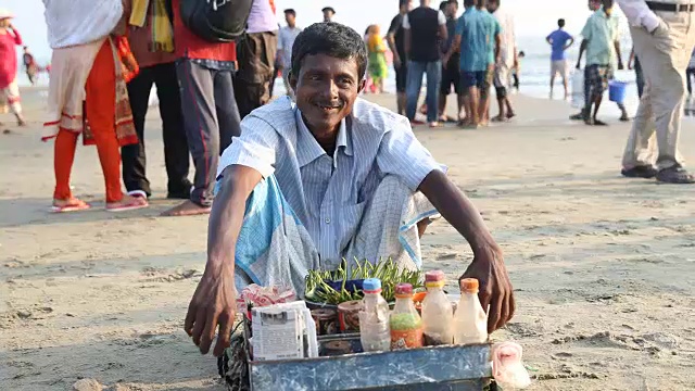 孟加拉国孟加拉湾的考克斯巴扎尔海滩视频素材