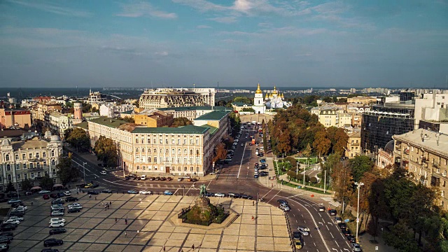 基辅的索菲亚广场和圣迈克尔修道院。间隔拍摄视频素材
