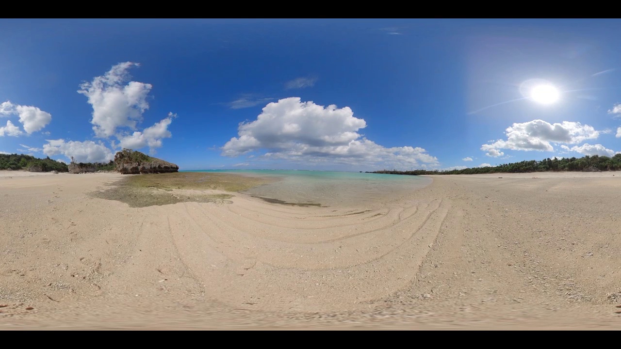 冲绳的珊瑚礁海滩视频下载