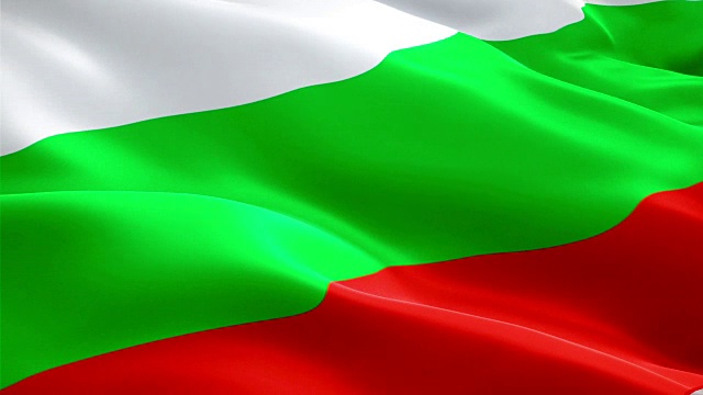 保加利亚国旗特写1080p全高清1920X1080镜头视频在风中飘扬。保加利亚国旗飘扬。保加利亚标志无缝循环动画。保加利亚国旗高清分辨率背景。保加利亚国旗特写1080p全高清视频视频素材