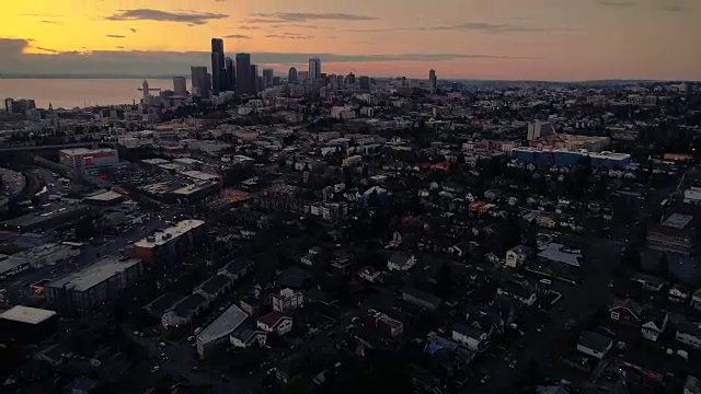 彩色西雅图落日余晖城市景观空中视频素材