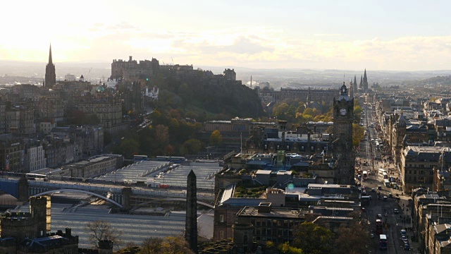 4K:苏格兰爱丁堡市的天际线/城市景观视频素材