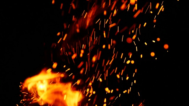 火的火花视频素材