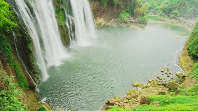 黄果树瀑布在贵州视频素材