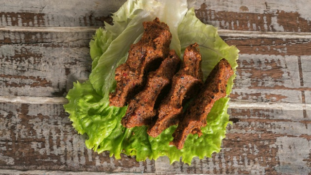 土耳其食品生肉丸视频素材