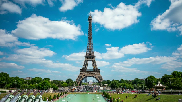 时间流逝——巴黎的埃菲尔铁塔视频下载