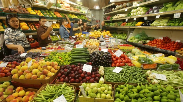 水果摊，中央公共市场，阿雷格里港，大南区里约热内卢视频下载