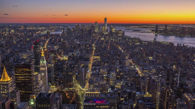 日落时分的纽约曼哈顿市景。美利坚合众国。鸟瞰图视频素材