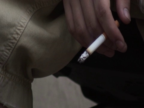 香烟02年朋友视频素材