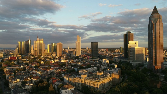 法兰克福是主要的-空中-城市日落视频下载