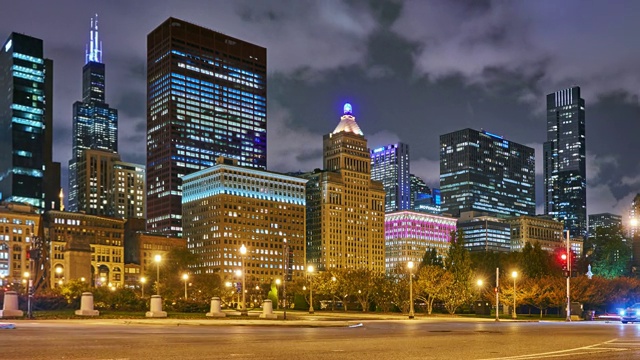 芝加哥商业天际线和交通视频素材