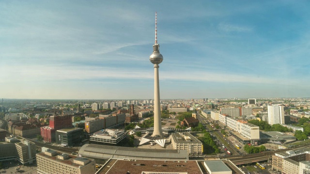 德国柏林时间间隔4K，城市天际线时间间隔在亚历山大广场和电视塔视频下载