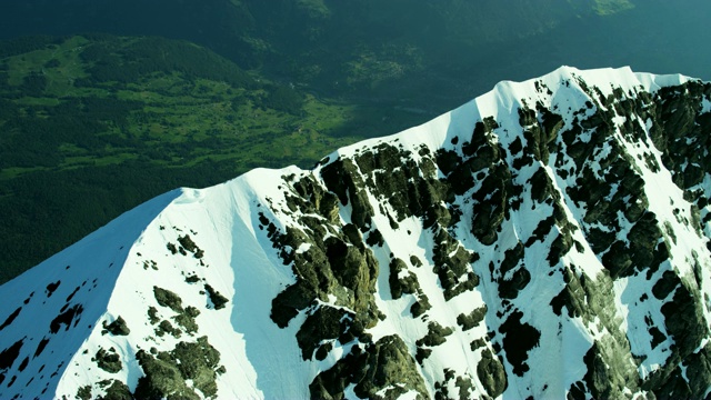空中阿尔卑斯山，艾格，瑞士，攀岩，登山雪视频素材
