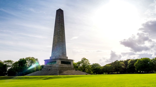 惠灵顿纪念碑在都柏林凤凰公园的时光流逝视频下载