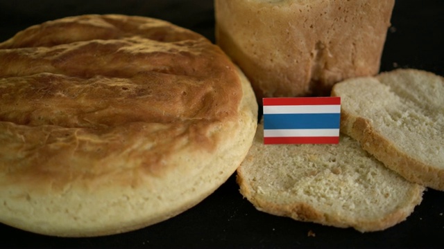 面包配泰国国旗视频下载