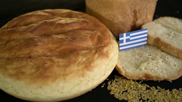 面包和希腊国旗视频下载