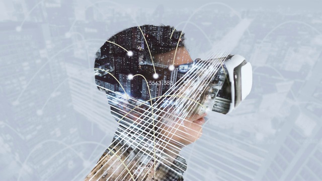 佩戴虚拟现实头盔与智慧城市的T/L双重曝光视频素材