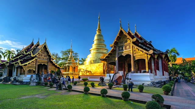 时光流逝，游客Wat Phra Sing Temple泰国清迈视频素材