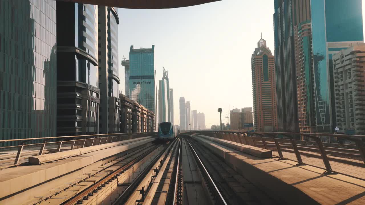 迪拜地铁交通视频素材