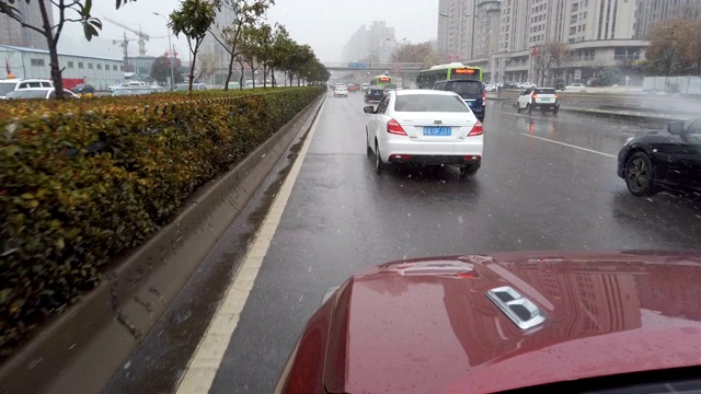 雪景交通，陕西西安，中国。视频素材