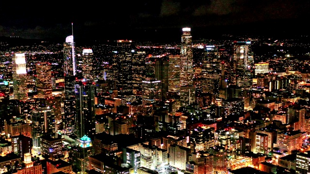 加州洛杉矶市区夜间航拍视频下载
