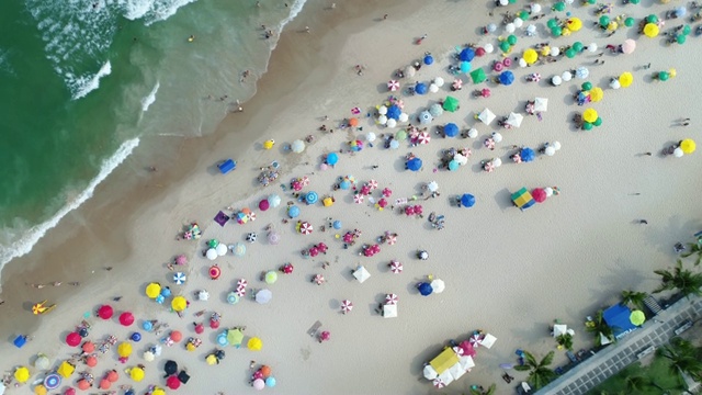巴西圣保罗瓜鲁哈海滩鸟瞰图视频下载