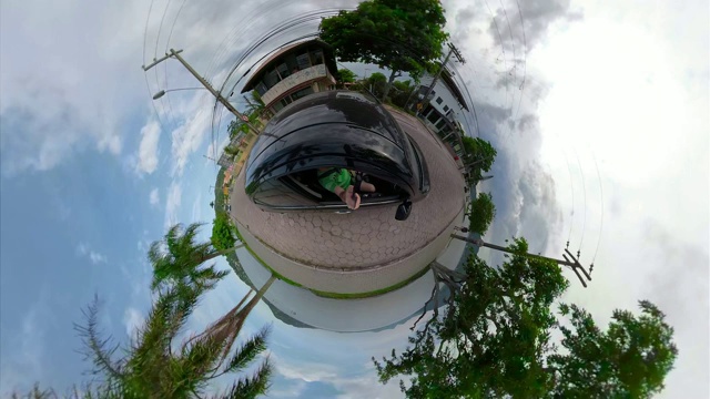 小星球-汽车在街道Florianópolis巴西视频下载