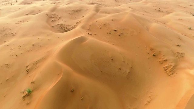 阿联酋沙漠景观鸟瞰图视频素材