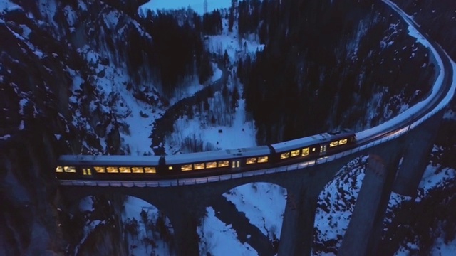 高架桥,冬天,瑞士阿尔卑斯山,航拍视角视频素材