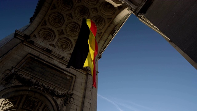 五百年广场的比利时国旗视频下载